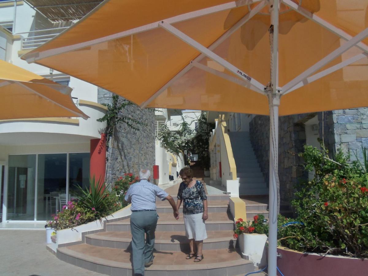 Ionio Star Hotel Koutsourás エクステリア 写真